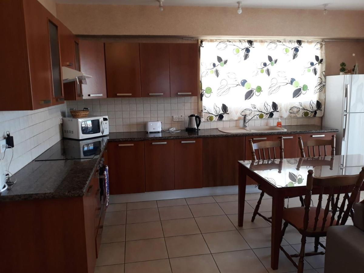 Sirina Bay Sea View Apartment Протарас Екстериор снимка